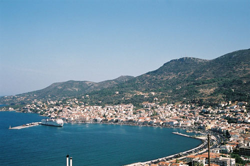 Blick auf Samos Stadt