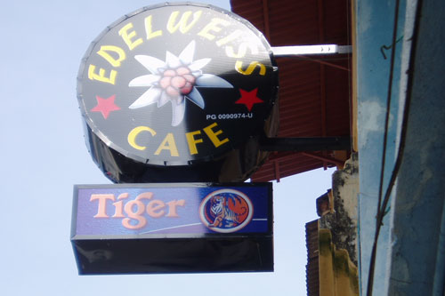 LEdelweiss Caf, Lebuh Armenian