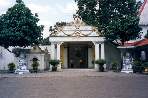 Eingang zum Kraton