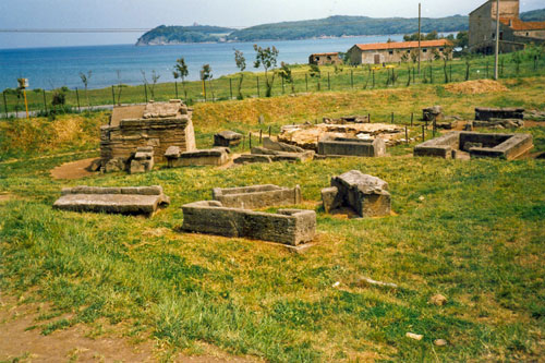 etruskische Gräber bei Baratti
