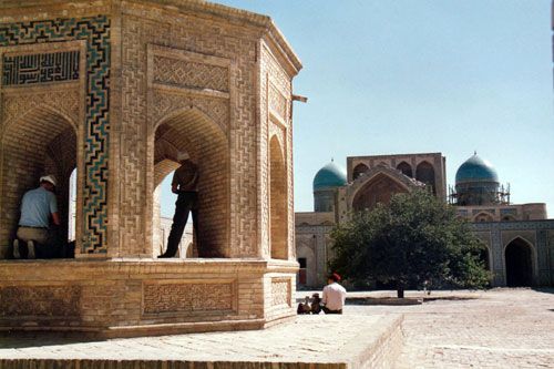 Miri Arab  Medrese in der Altstadt