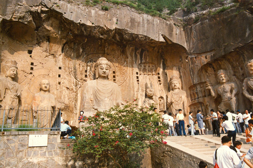 Fengxian Tempel in Lungmen