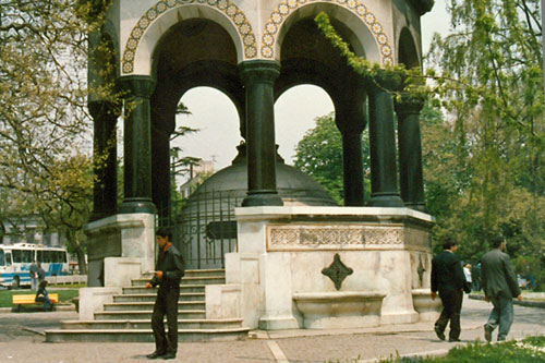 der deutsche Brunnen Alman Cesmesi