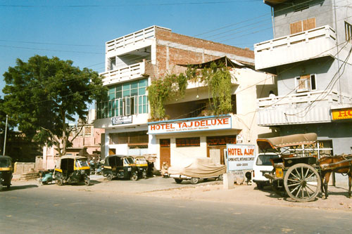 Hotel Taj Deluxe in Agra