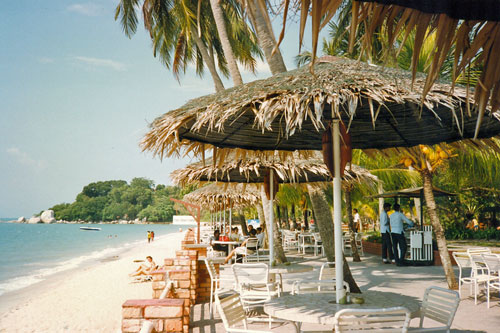 Am Strand von Batu Ferringhi