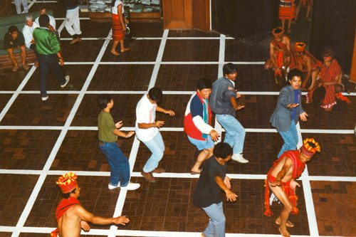 Tanzveranstaltung im Hotel in Banaue