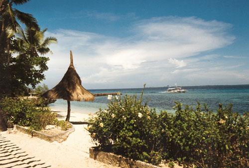 Blick vom Bungalow aufs Wasser