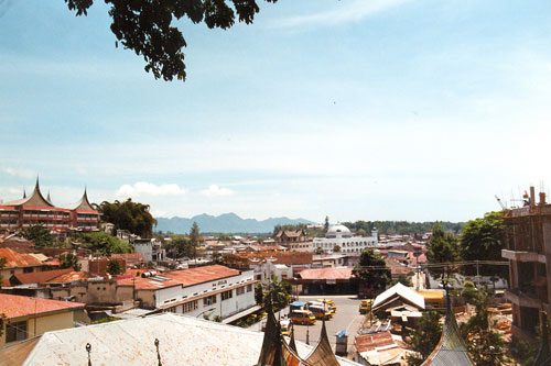 Blick auf Bukittinggi