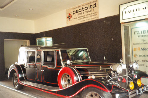 schnes Auto in Bandung