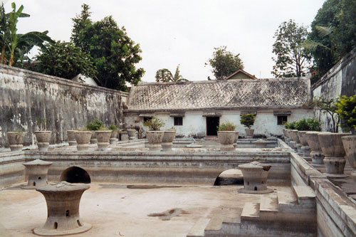 im Taman Sari in Yogya