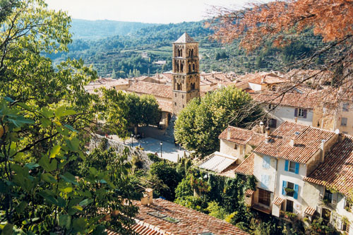 Blick auf Moustiers