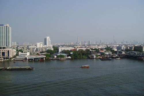 Blick vom Balkon des Royal River