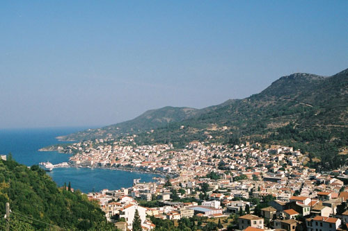 Blick auf Samos Stadt