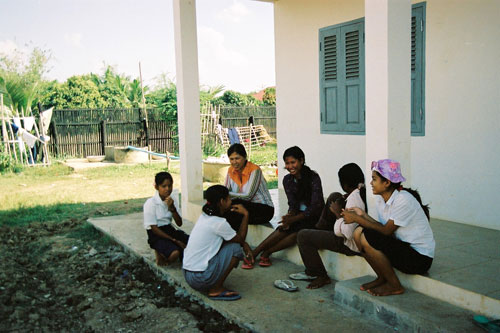 im Waisenhaus in Battambang