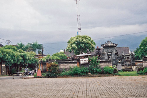 Tempel am Bratansee