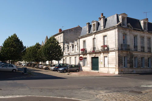 schne Strasse in Rochefort