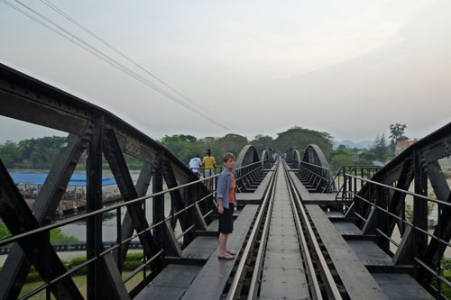 Touristin auf der Brcke