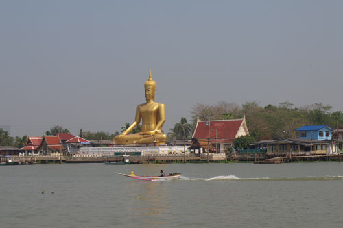 Fahrt im Longtail nach Ko Kret