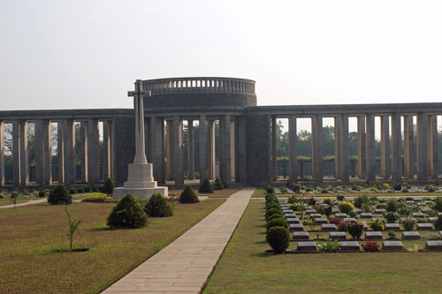 Taukkyan War Cementary