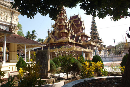 U Na Aok und Kauk Ngat Village Pagode