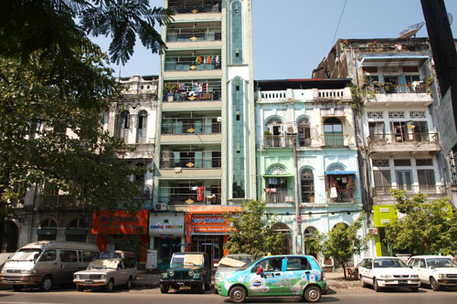 unterwegs in Yangon