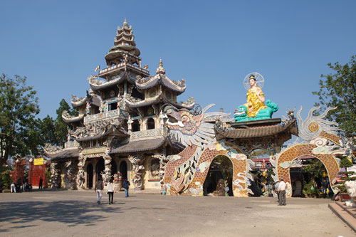 Linh Phuoc-Pagode in Trai Mat