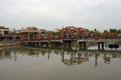 neue Brcke in Hoi An