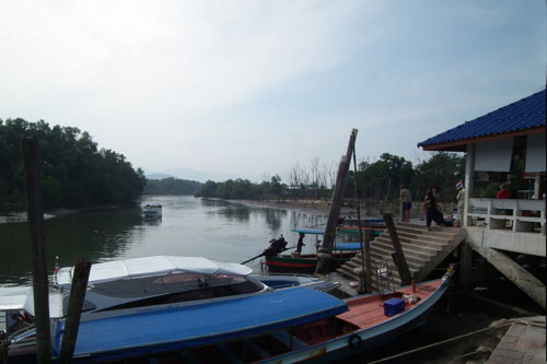 am Pier von Ranong