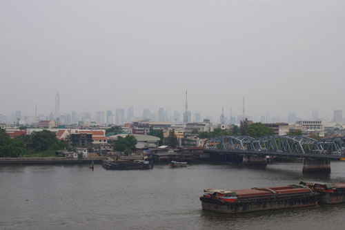 Blick vom Balkon des Royal River