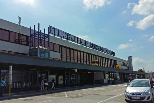 Flughafen Schnefeld