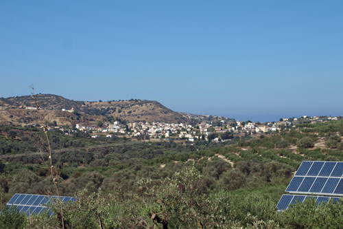 Blick auf Pitsidia auf dem Weg nach Kalamaki