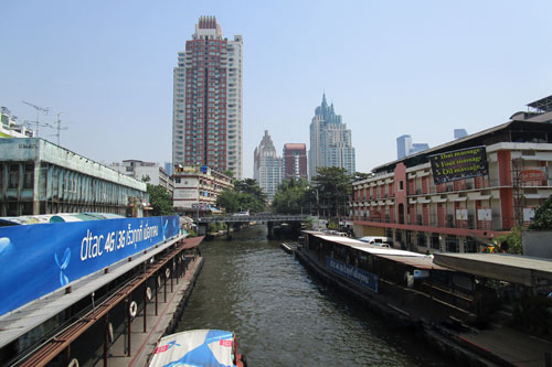 Haltestelle des Klong Bootes: Pratunam