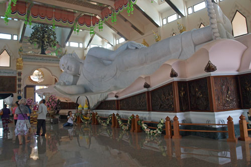 der Marmor-Buddha im Wat Pa Phu Kon