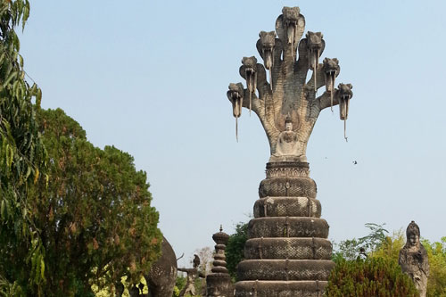 Sala Kaeo Ku Buddhapark