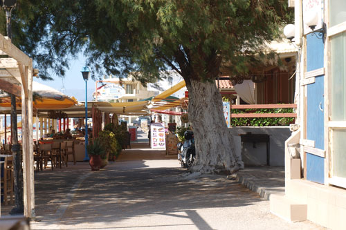 Strandpromenade Kalamaki