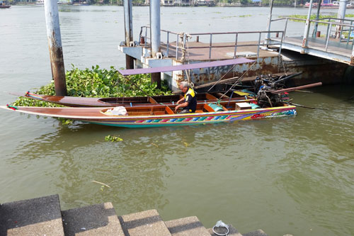 am Pier in Nonthaburi