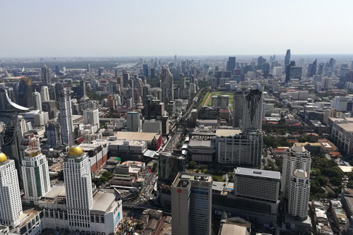 Ausblick vom Baiyoke nach Sden