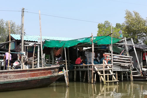 Bootsfahrt in Don Hoi Lot