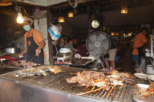 Floating Market Amphawa