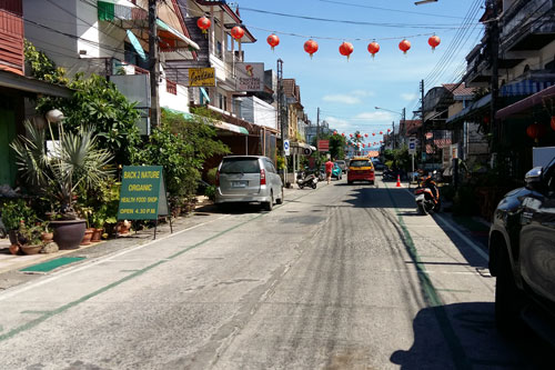 Mae Nam Walking Street