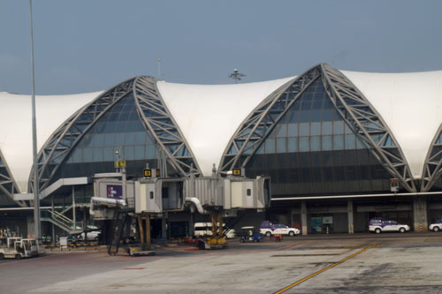 Abflug in Suvarnabhumi