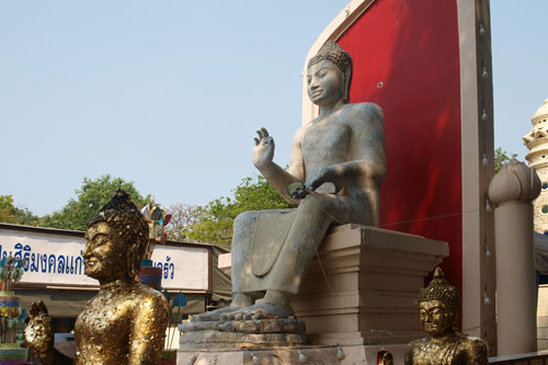 Tempelglnde des Phra Pathom Chedi