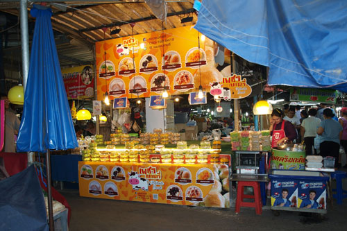 Markt am Wat Sanpeth