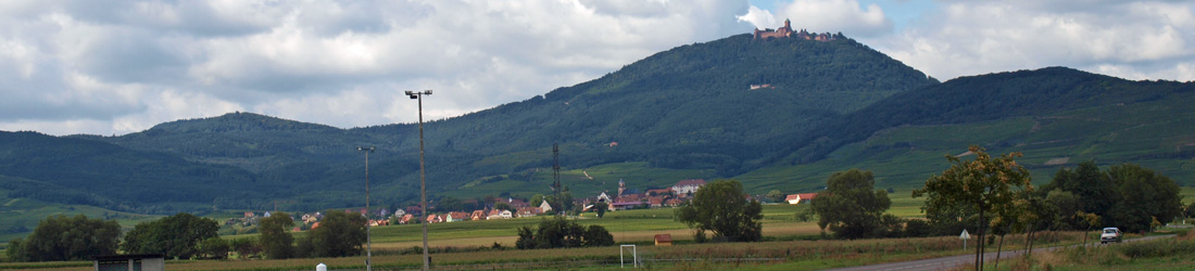 Blick auf Hoch Koenigsburg