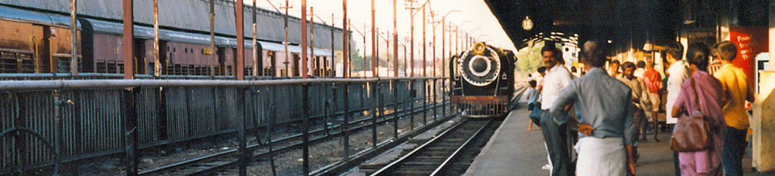 auf dem Bahnhof in Trichy